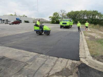 Commercial asphalt services Milwaukee Madison commercial asphalt repair