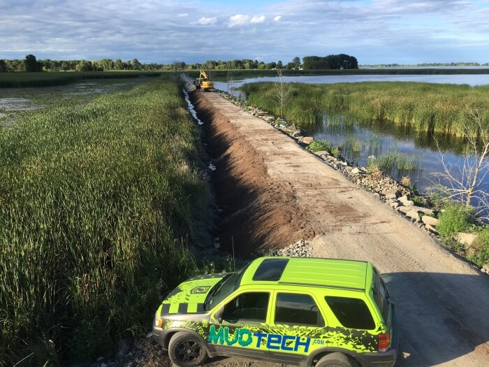 Levee/Dike Construction from Mudtech