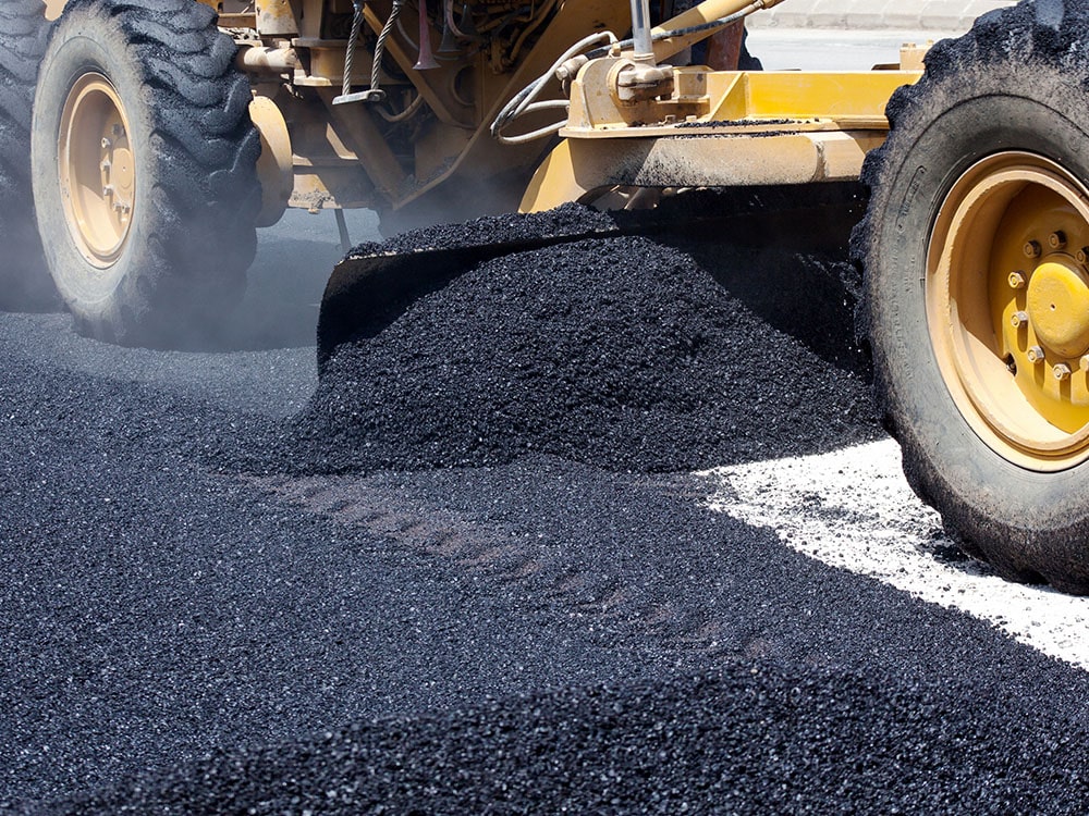 MudTech installs and repairs asphalt roads and driveways throughout southeast Wisconsin and northern Illinois. Residential asphalt installation