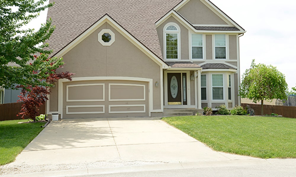 Concrete driveway in front of Milwaukee home